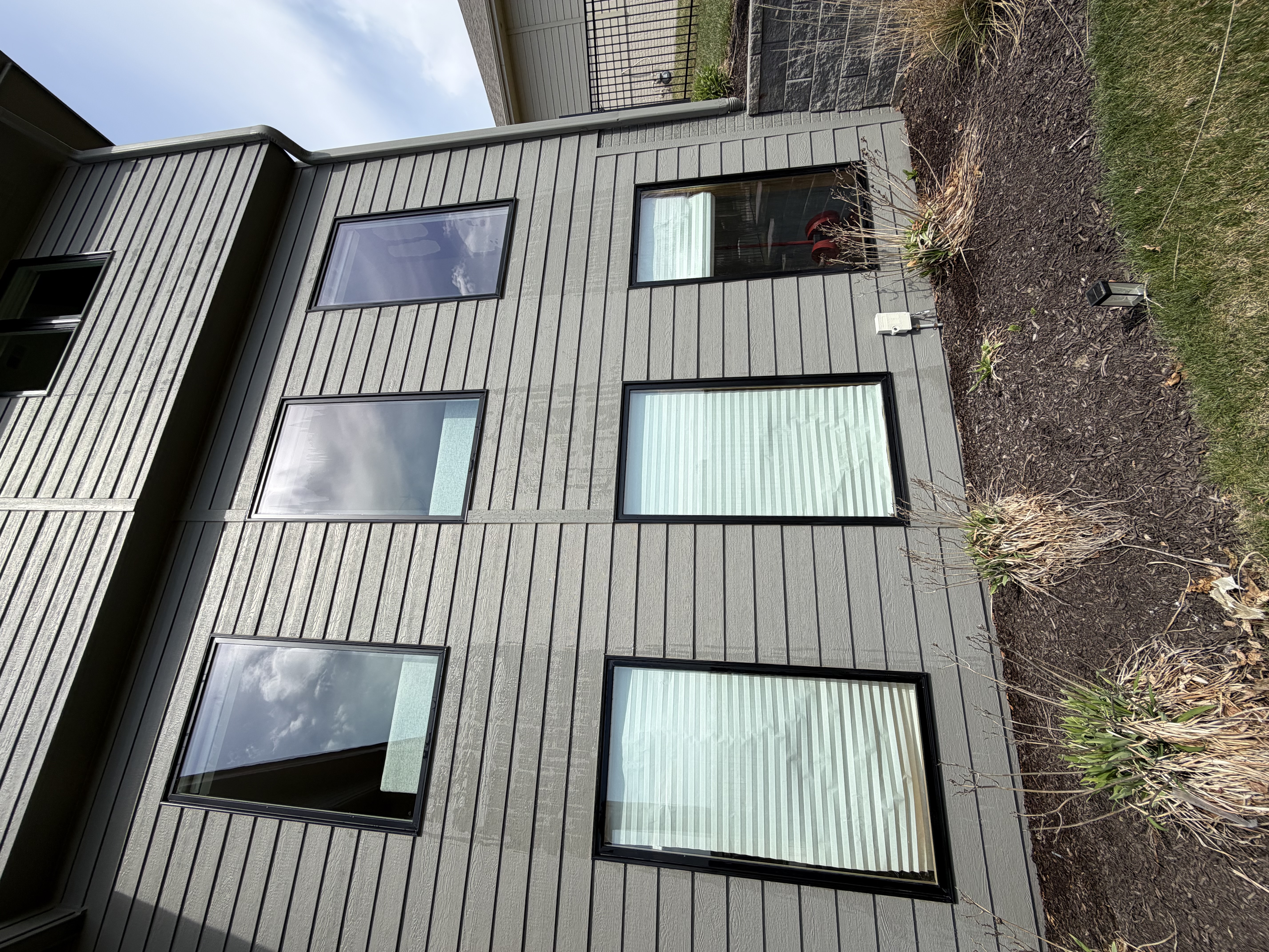 Residential window cleaning Omaha NE by Holmes Luxury